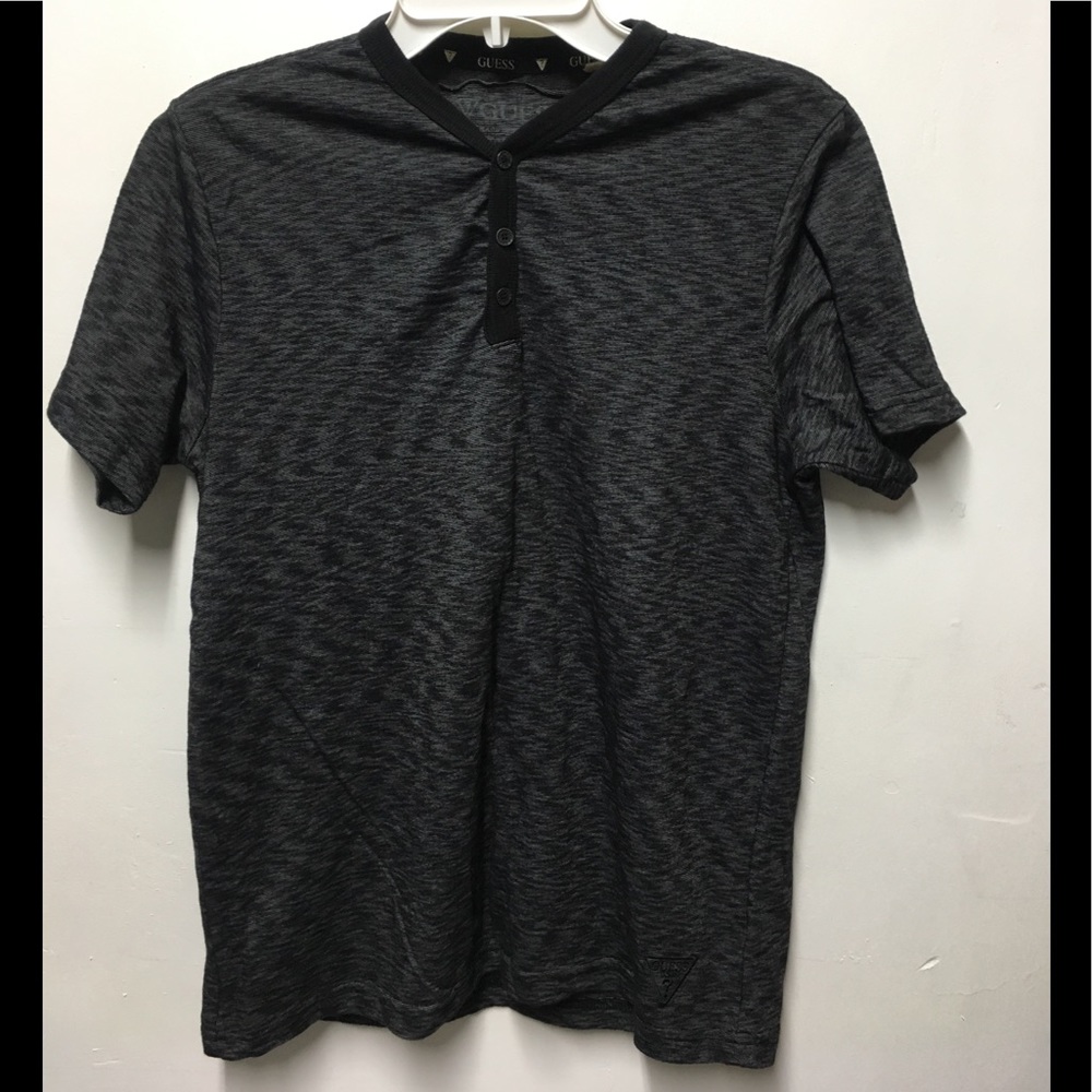 Guess Men’s Small Gray V-Neck